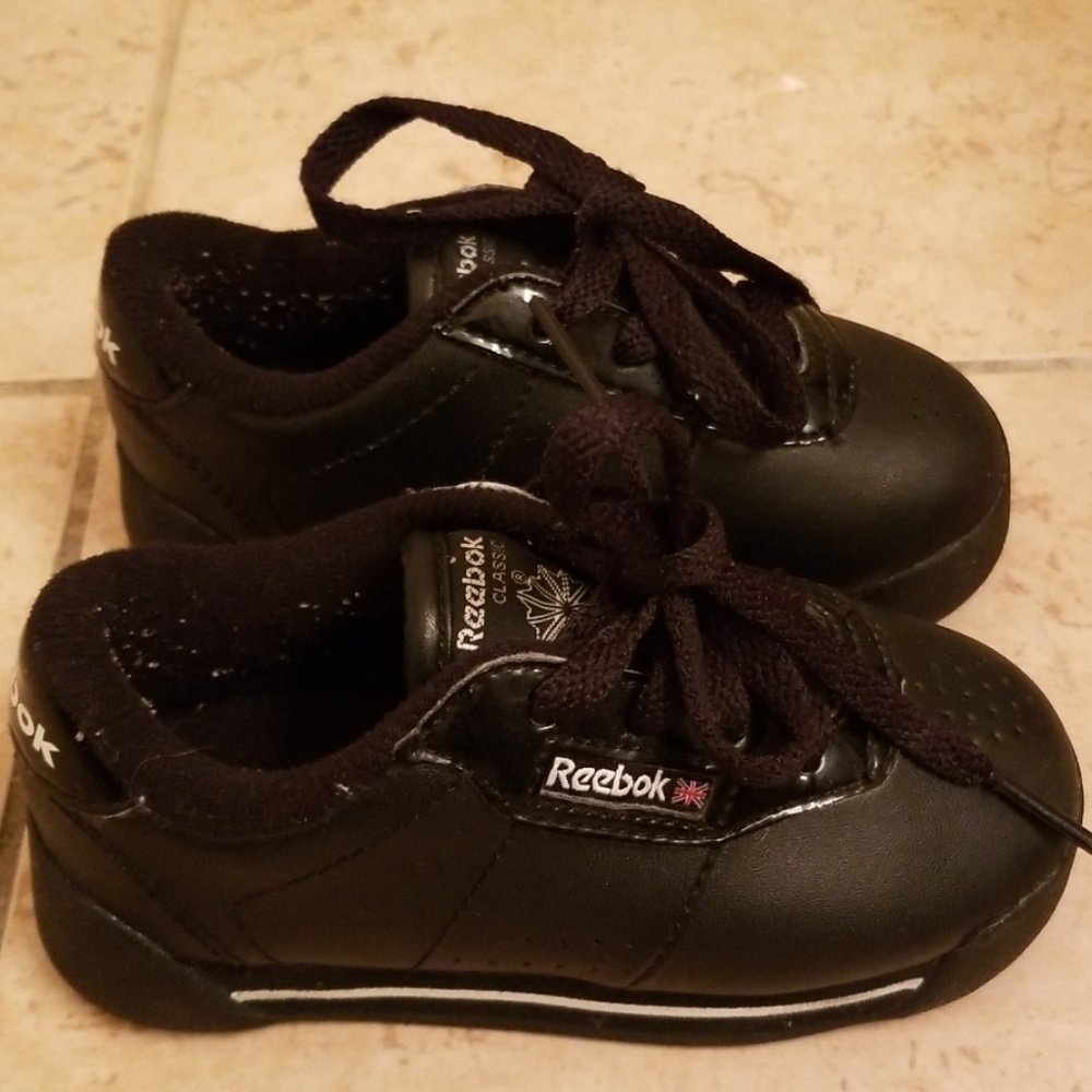 Reebok toodler shoes